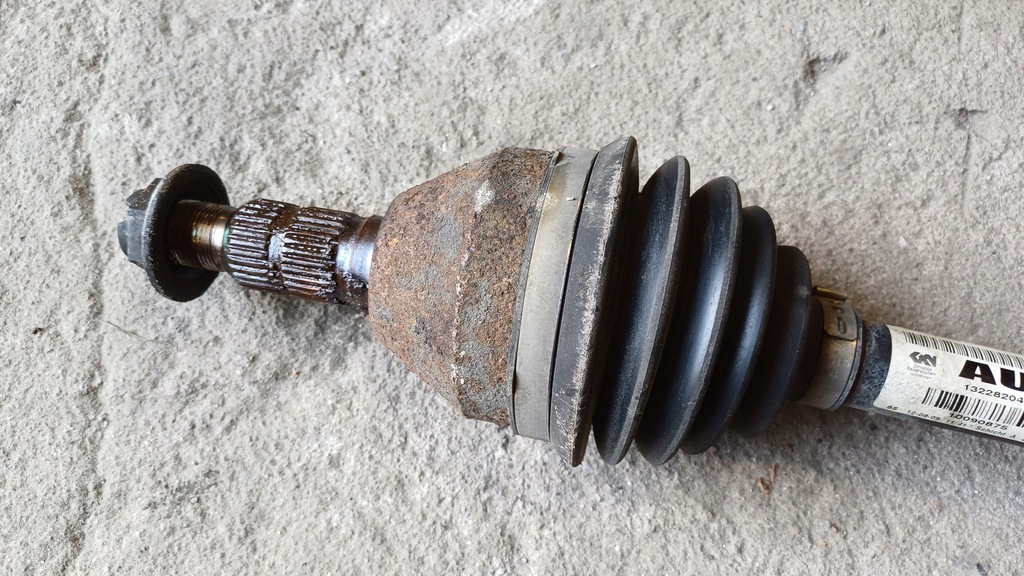 фото №2, Opel insignia a 2.0 cdti приводной вал левая передняя