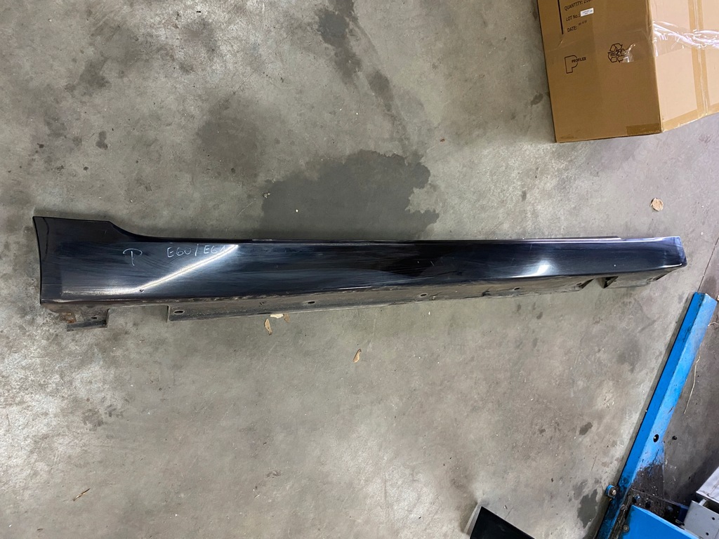 фото №1, Молдинг поріг права bmw e60 e61 lci