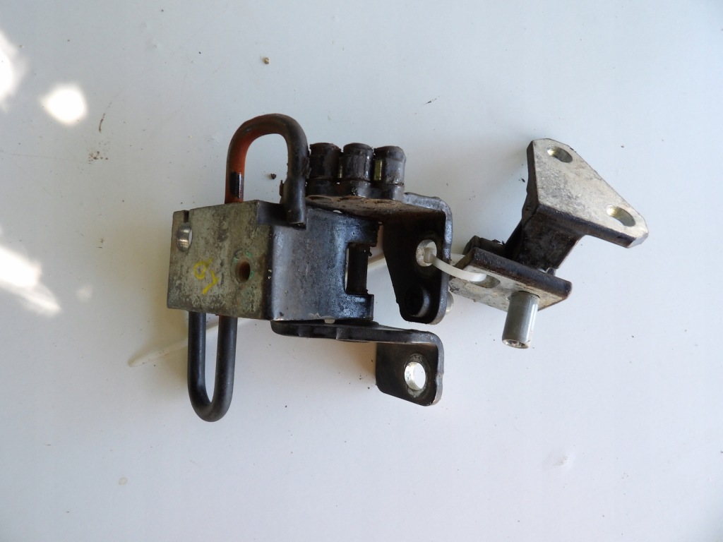 фото №1, Vw golf v петля дверь правый перед комплект чёрный