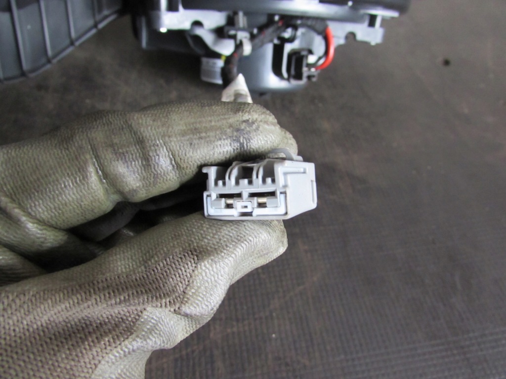 Купити Корпус обігрівача opel meriva b 10-13r