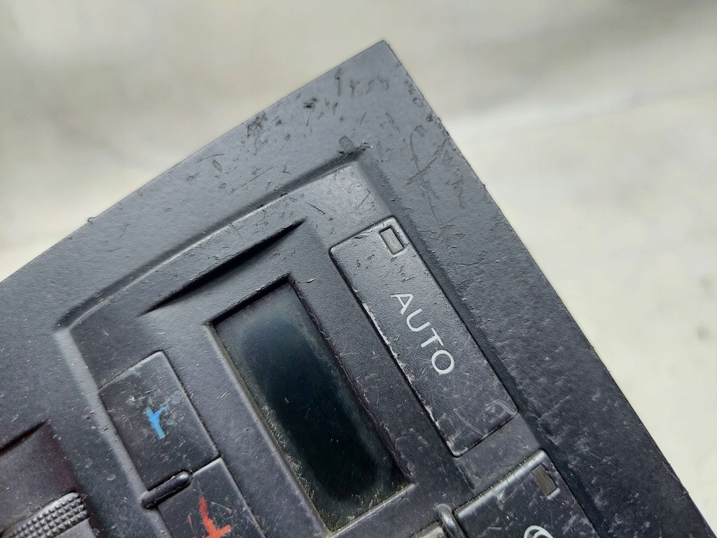 фото №7, Audi a4 s4 b6 8e 8h 2003 панель кондиціонера