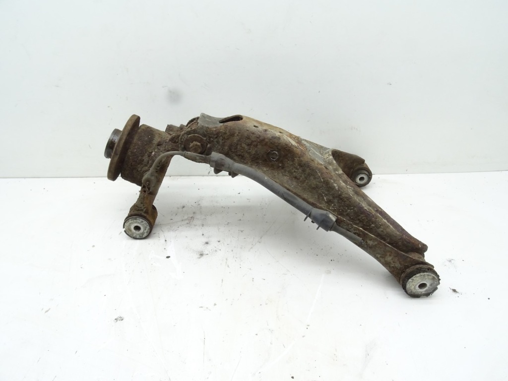 фото №1, Поворотный кулак рычаг ступица левый задняя задняя audi rs6 c5 4.2 mpi bit 4b3505311a