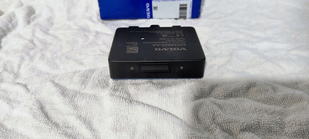 фото №5, Датчик мертвого pola радар перед polestar ii 2