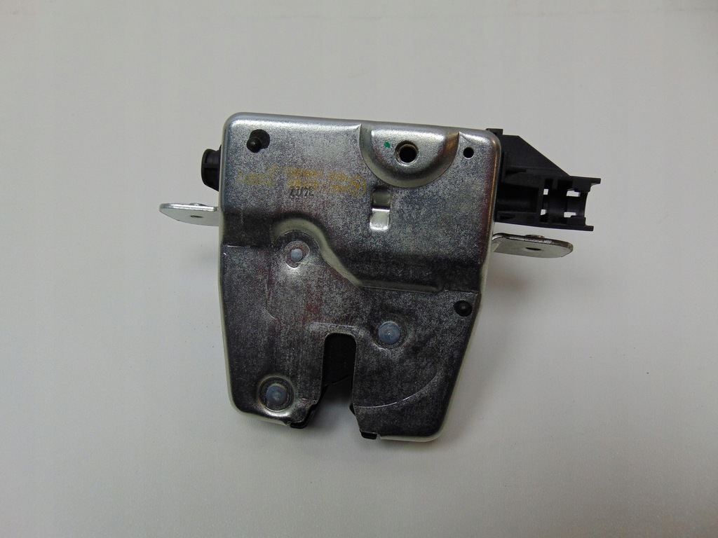 фото №9, Замок крышки багажника mercedes vito 447 a4477401900