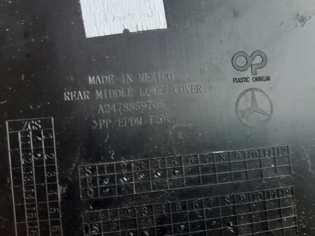 фото №5, Заглушка фаркоп дифузор mercedes b klasa w247 amg