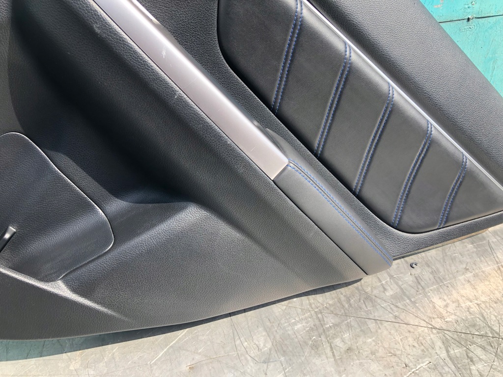 фото №5, Subaru levorg обшивка оббивка двері правий задня