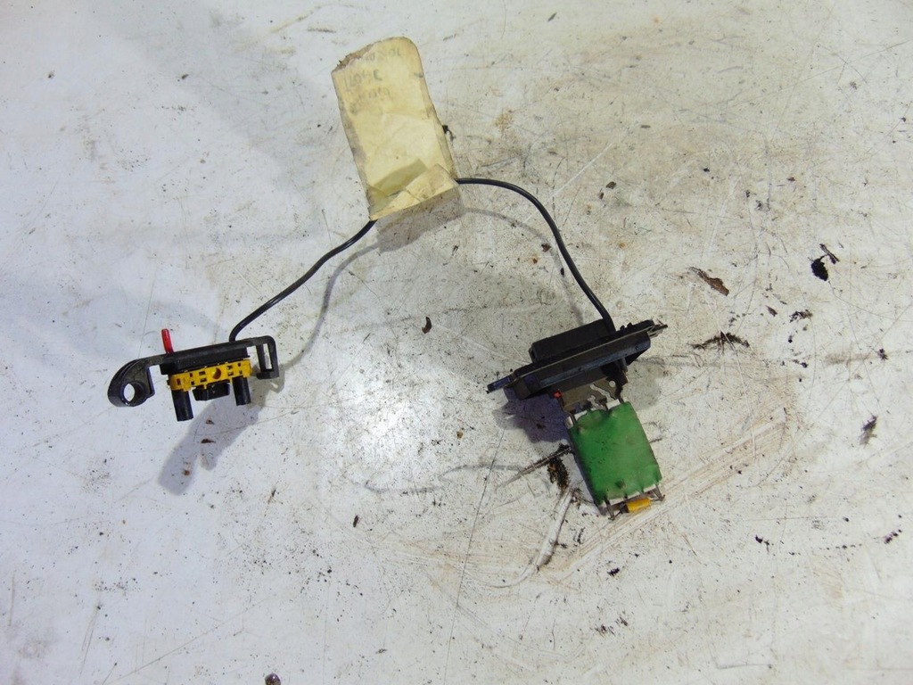 фото №1, Резистор резистор trafic vivaro primastar