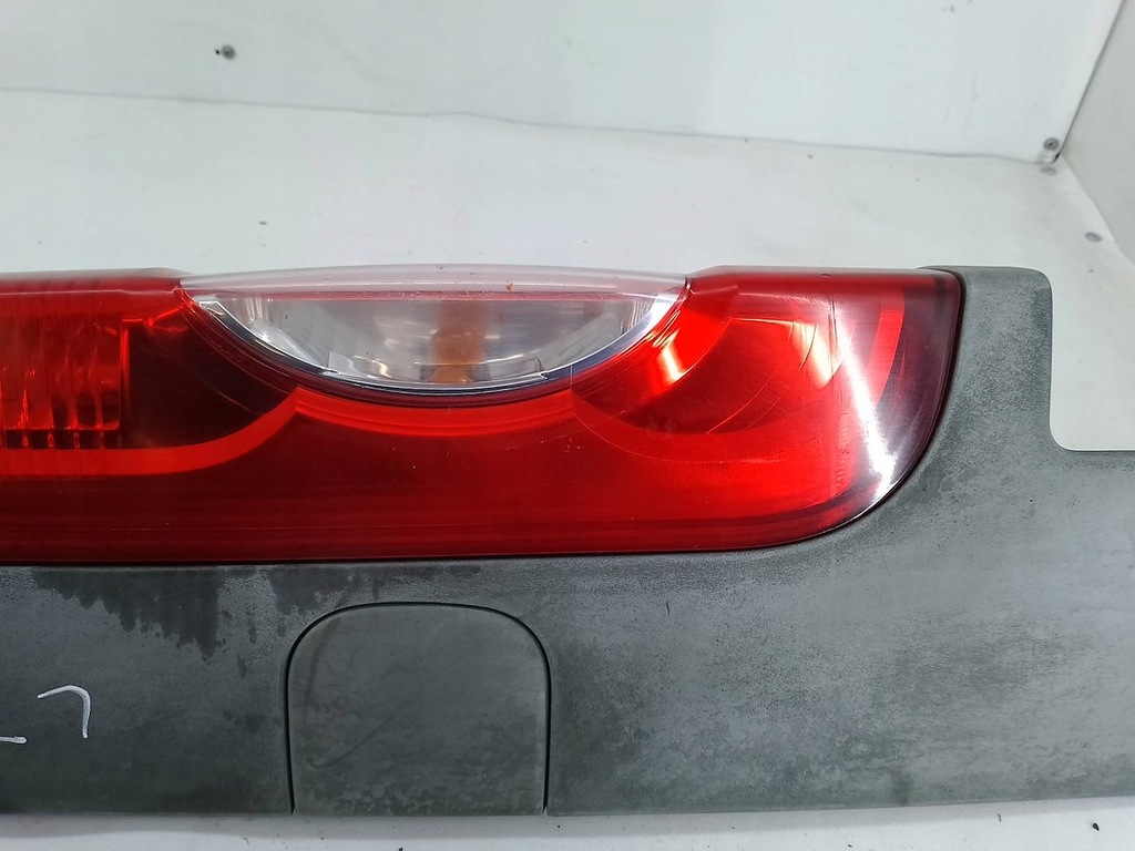 фото №9, Лампа задня ліва opel vivaro i 93857722 265a60118r