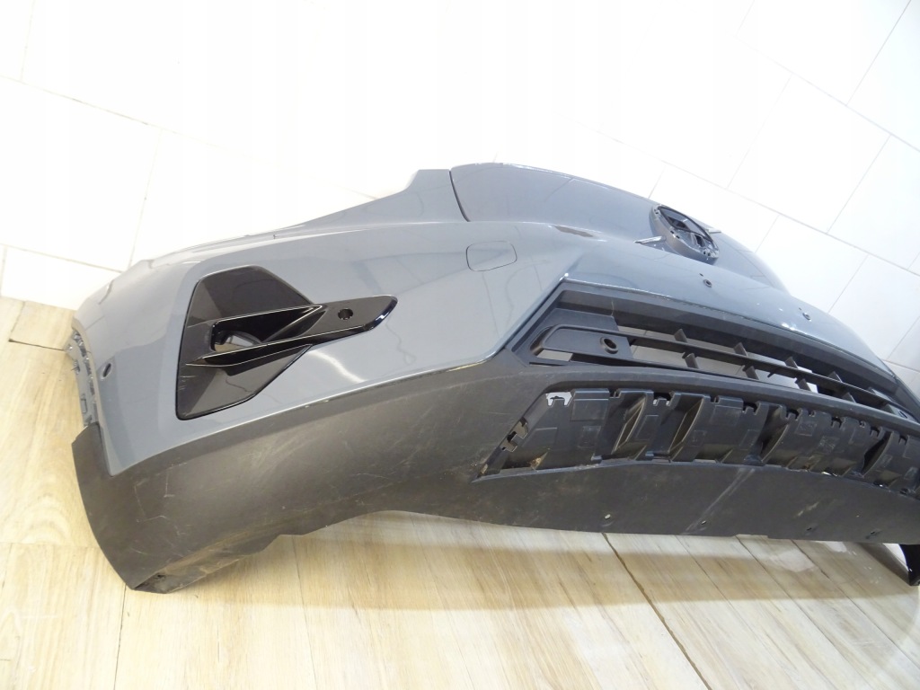 Бампер volvo xc40 ii lift 22- гибрид перед передний 31690933 llu Оригинал