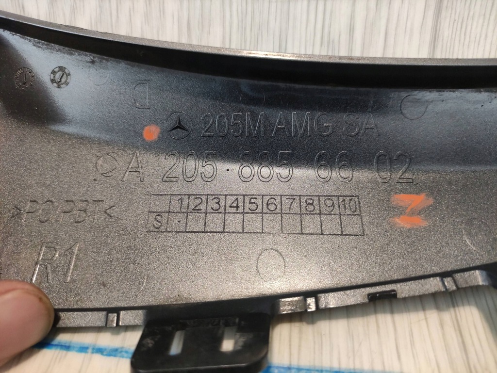 фото №7, Mercedes-benz c w205 молдинг бампер правый перед a2058856602