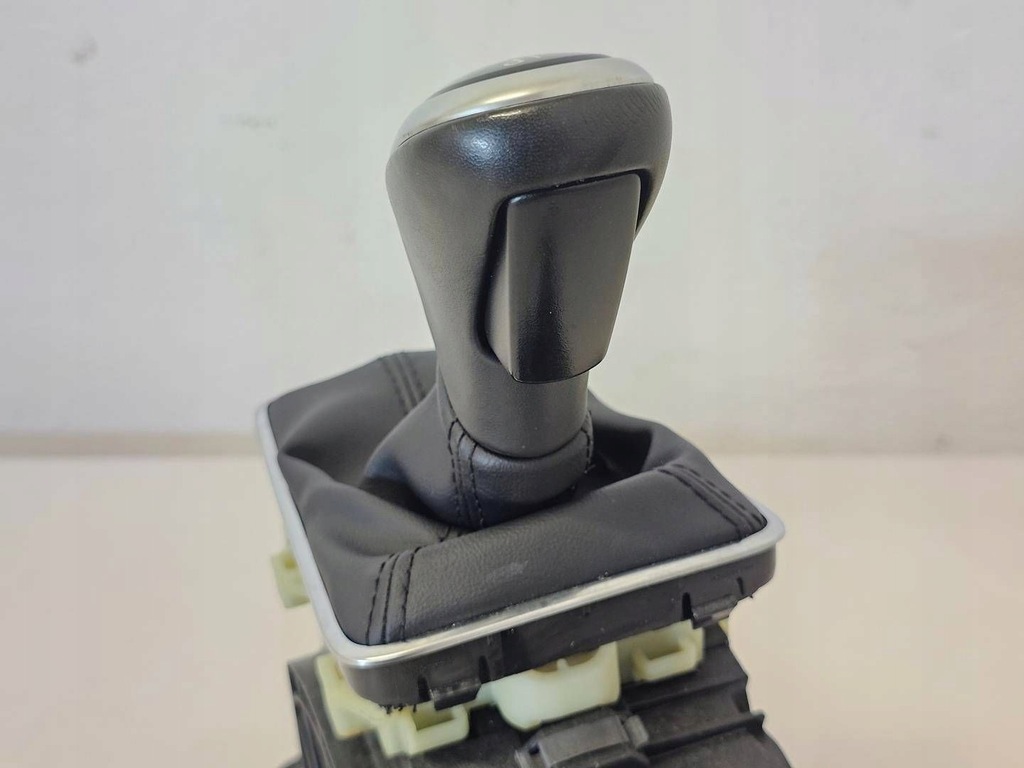 фото №9, Домкрат ручка переключения передач volvo v40 v40 cross country 2012-2019 31437818