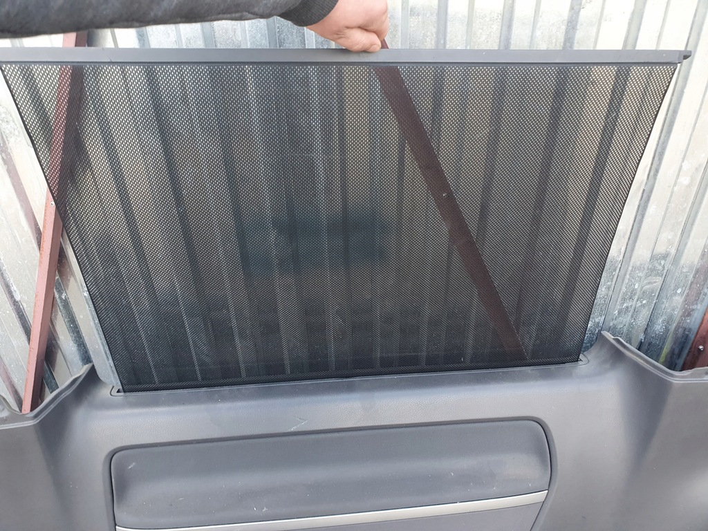 фото №4, Обшивка правый задняя шторка vw t5 multivan