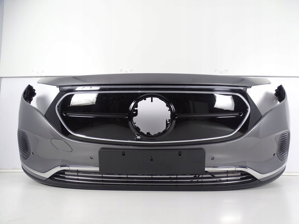 фото №1, Бампер перед передний mercedes eqa 243 w243 версия 6xpdc + радар + камера