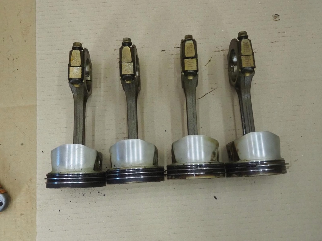 фото №7, Поршень шатун renault scenic i lift 1.6 16v k4m700