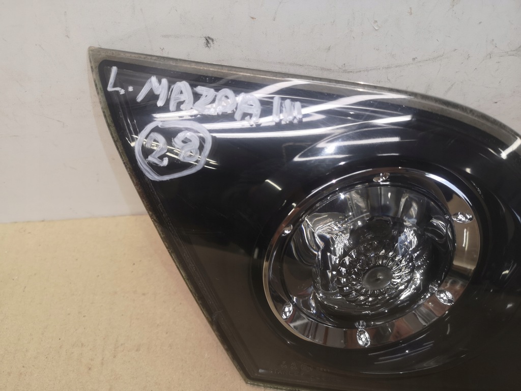 фото №12, Лампа задня w кришка права + ліва mazda 3 bk lift 06-09 hb 5d 5двері