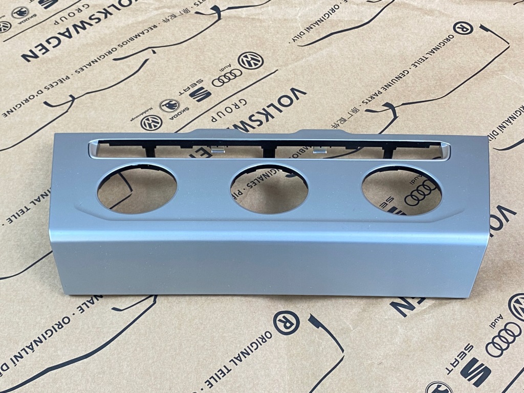 фото №1, Gd passat b8 рамка панель кондиціонера 3g1863042 3g1863099 ml7