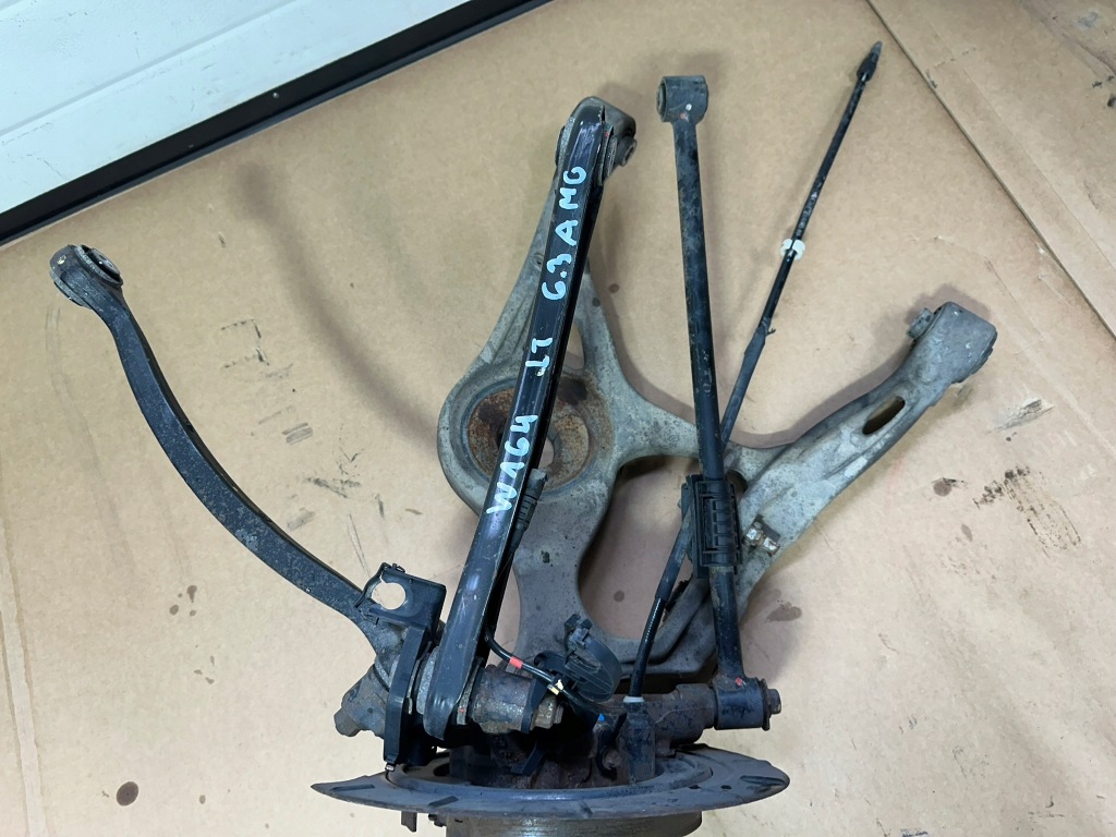 Поворотный кулак левый задний , левая задняя, рычаг, ступица mercedes ml w164 6.3 amg в Украине