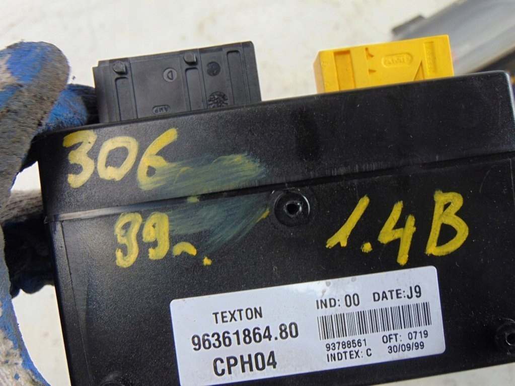 фото №5, Peugeot 306 1.4 99r - модуль psa 96361864.80
