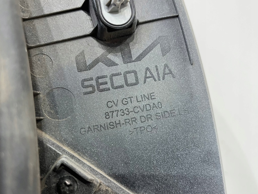 фото №13, Kia ev6 gt line gtline молдинг дверь задняя задняя левая 87733-cvda0