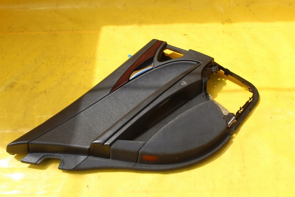 фото №1, Обшивка дверь левый задняя mercedes w211 sedan