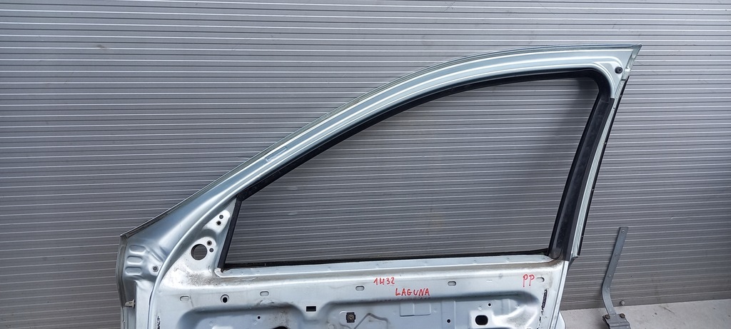 фото №8, Двері праве перед renault laguna 01r