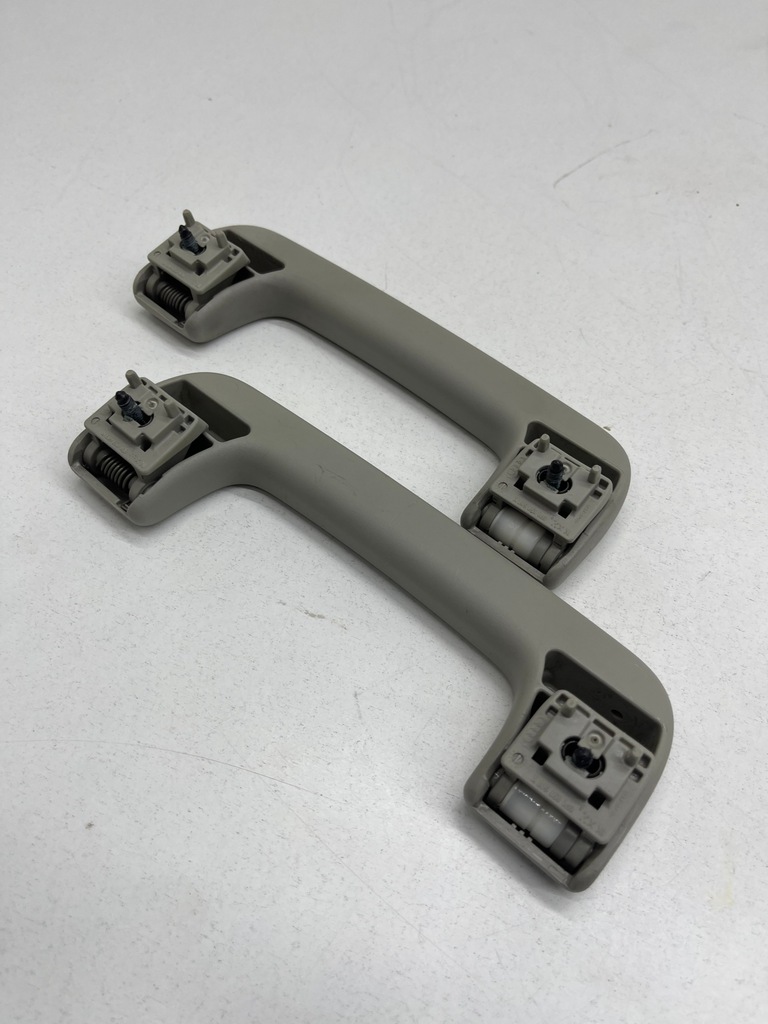 фото №9, Audi q7 4l a6 c6 ручка кронштейн потолочный перед левая / правая