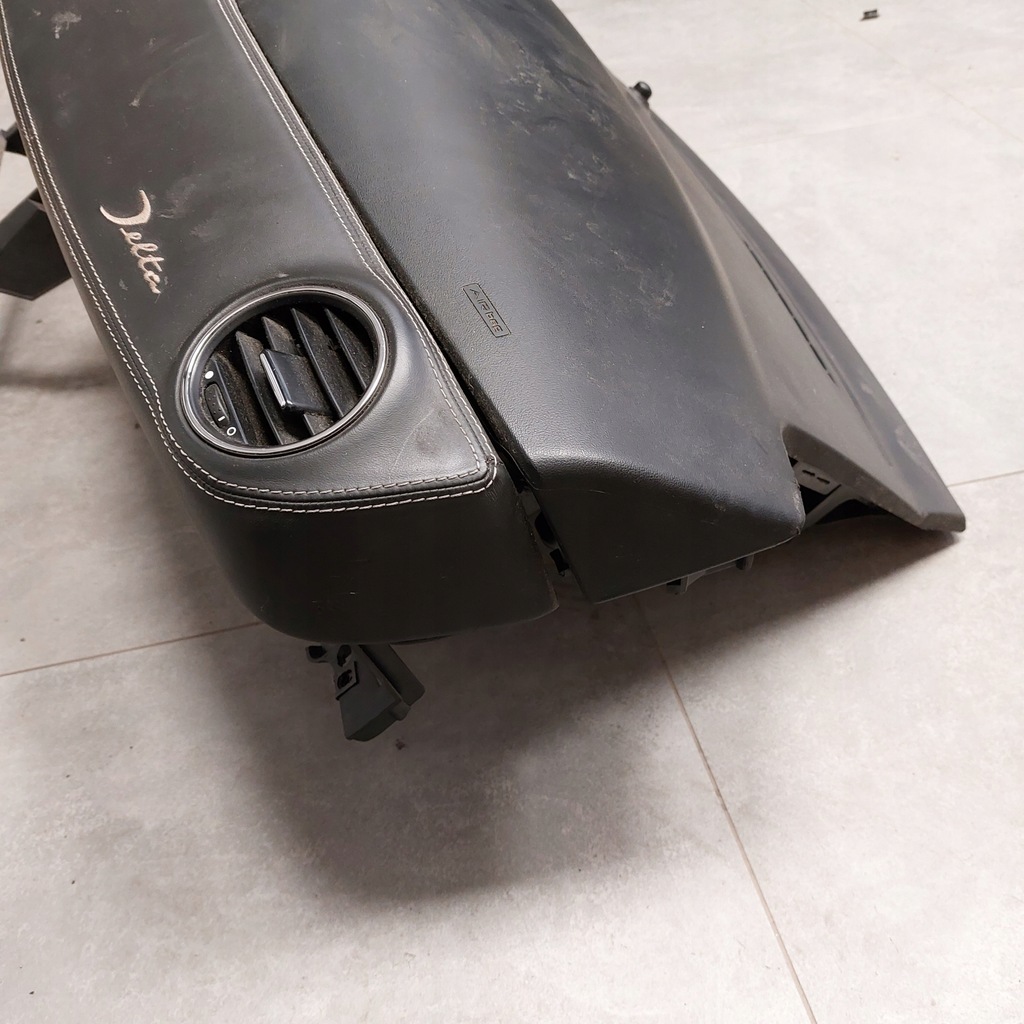 фото №5, Lancia delta панель приладів приладова шкіряний 07354929840