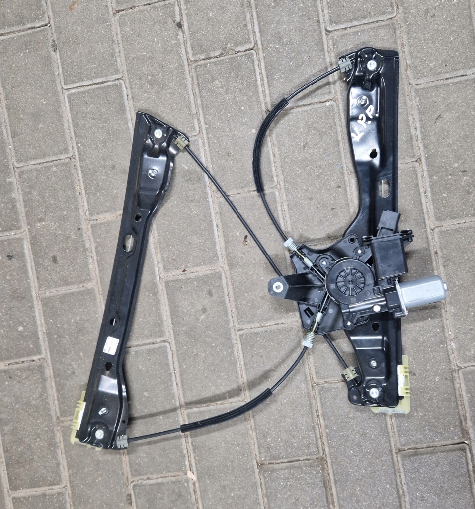 Купить Opel astra k v 2016 год хэтчбек подъемник стекло правый перед 13406674