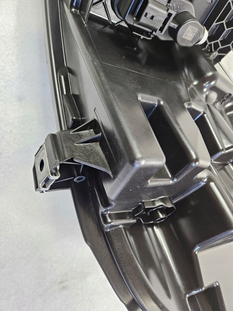 Правий фара перед full led renault trafic 3 3 iv 4 рестайлінг  260102899r Оригінал