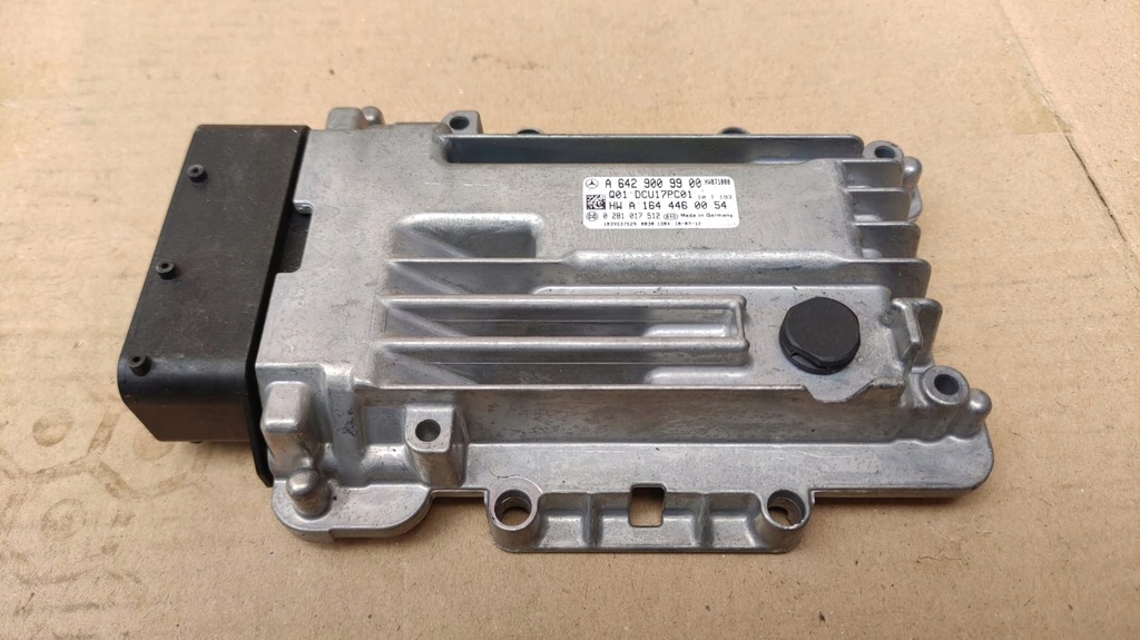 фото №1, Mercedes s 221 e212 модуль вихлопних газів adblue 6429009900