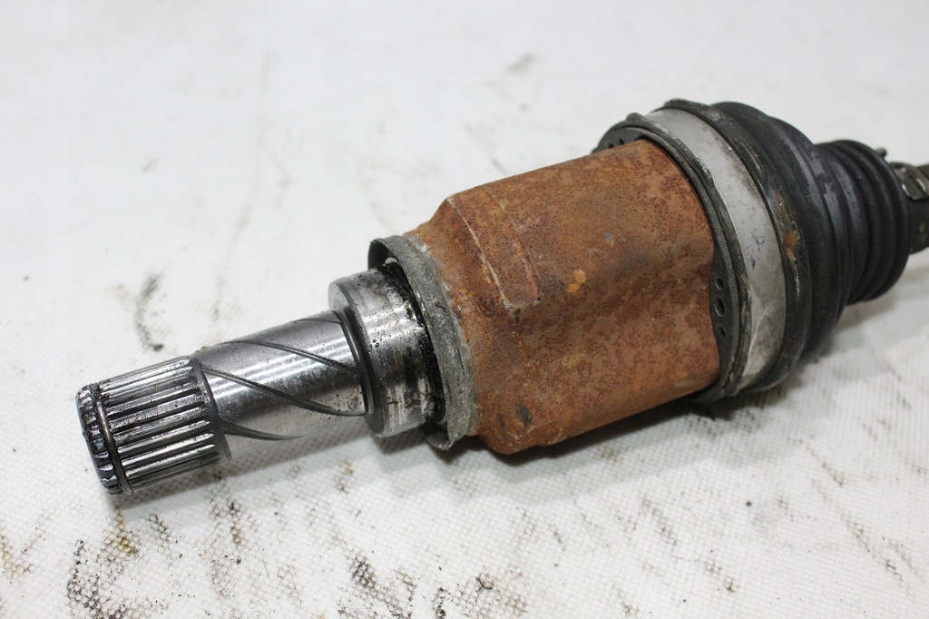 фото №2, Приводной вал левая задняя renault twingo iii 1.0 sce #375