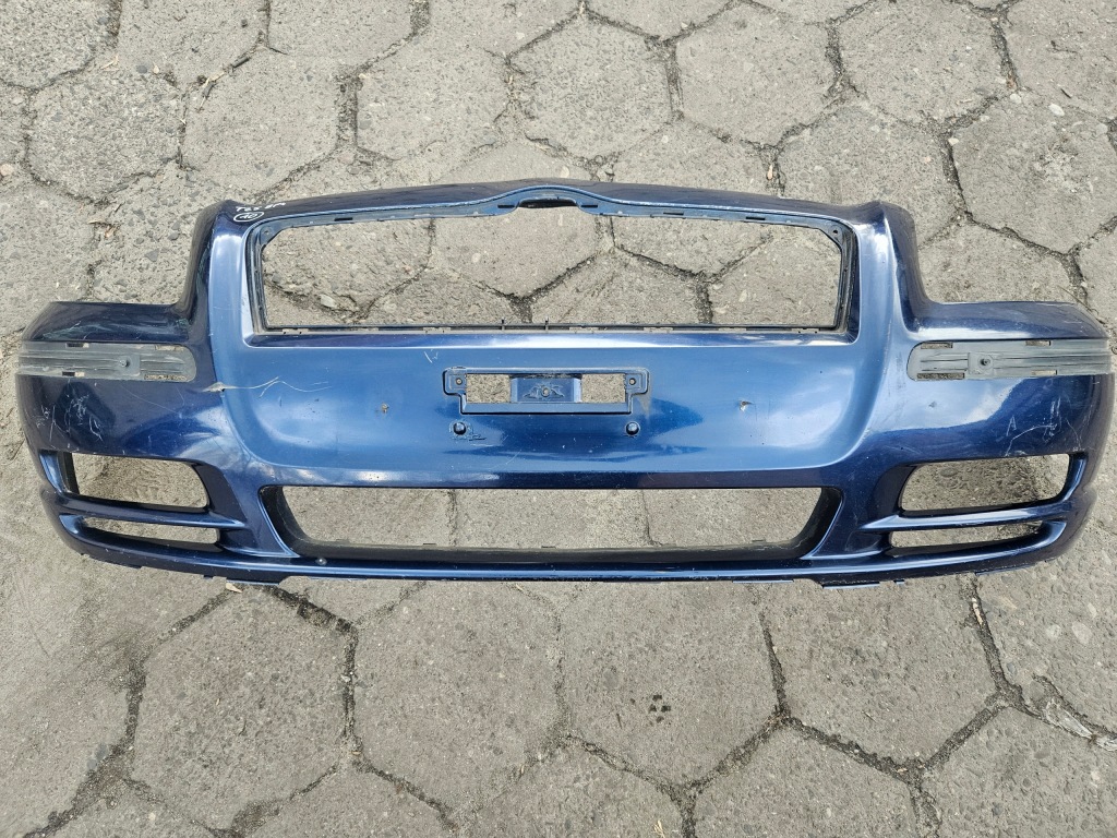 фото №1, Toyota avensis t25 03-06 бампер перед 8p4