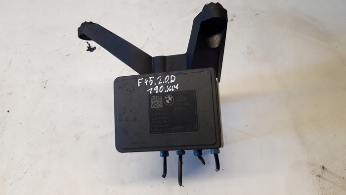 фото №1, Bmw 2 f45 2.0d 190km насос abs 6876234