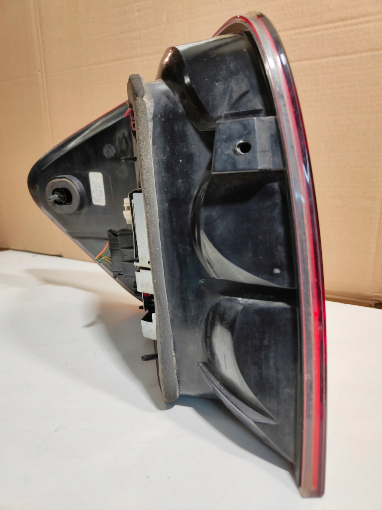 фото №4, Лампа задняя задняя правая mercedes ml w164 тонированная