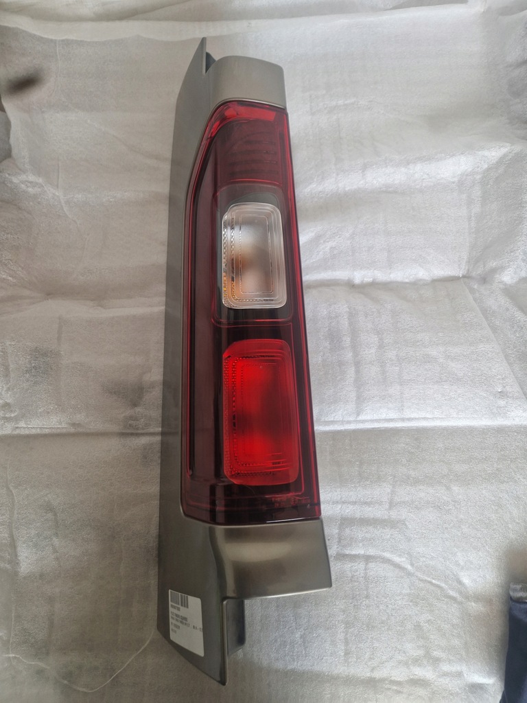 фото №1, Vivaro trafic b talento лампа задняя левая корпус