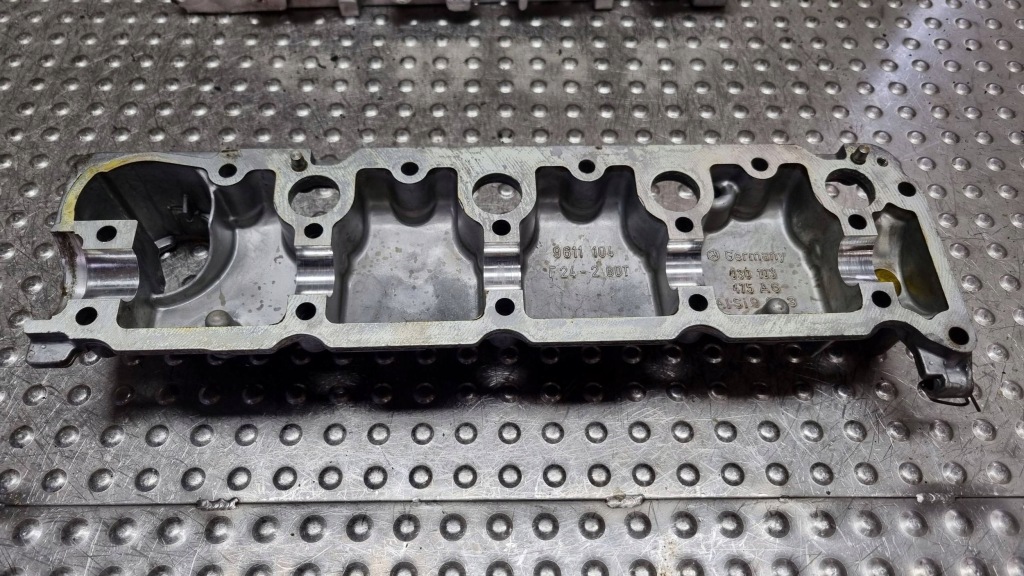 Головка вал комплект  030103374at/ba 030103475ag polo iv lupo arosa ibiza 3 Зі Шроту