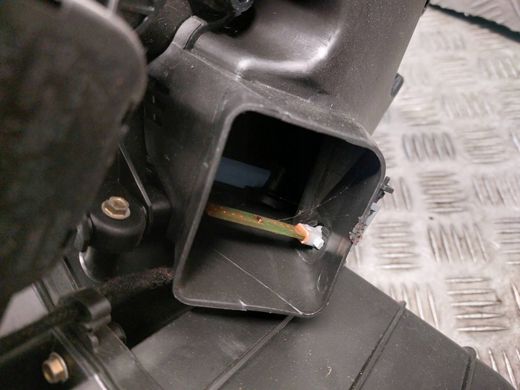 фото №9, Корпус отопителя + воздуходувка + резистор volkswagen golf v 1k1820308b