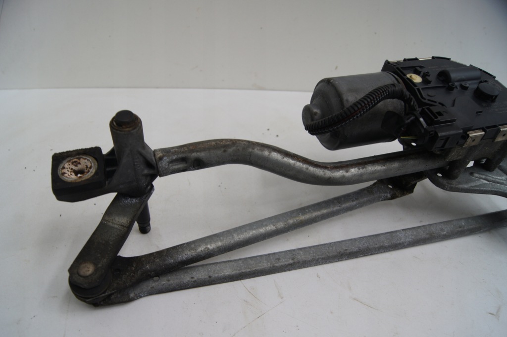 Механізм двигун двірник передніх volvo xc70 1397220585 3397020958 Зі Шроту