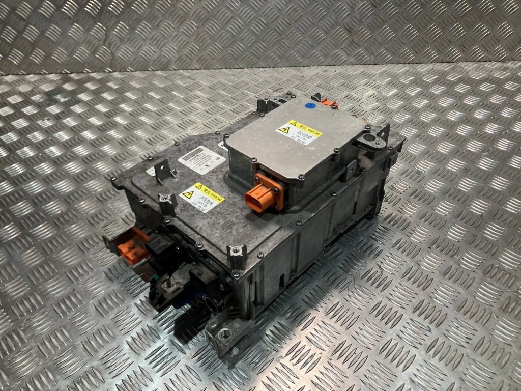 фото №1, Инвертор инвертор зарядное устройство corsa f 19- электрик