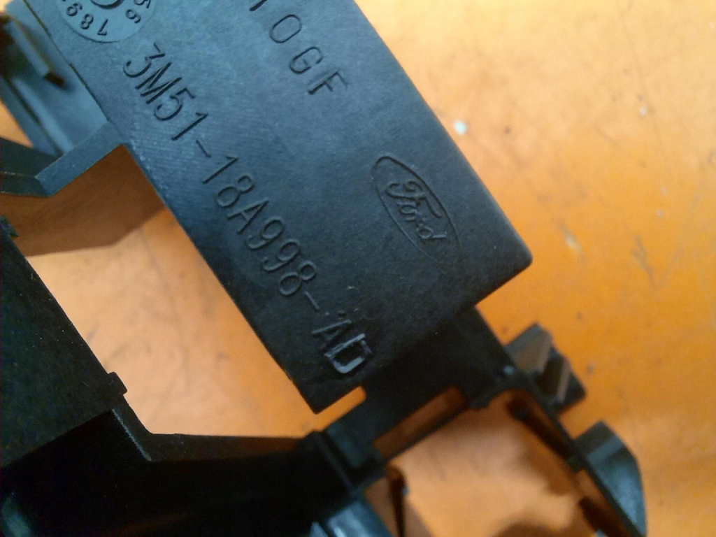 фото №6, Ford focus c-max i 03-07 рамка радіо навігації 3m5118a998