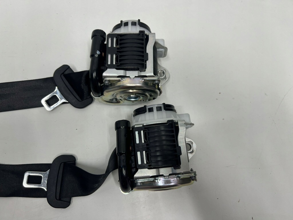 фото №10, Audi q4 e-tron подушка безопасности ремни безопасности 4x kompl