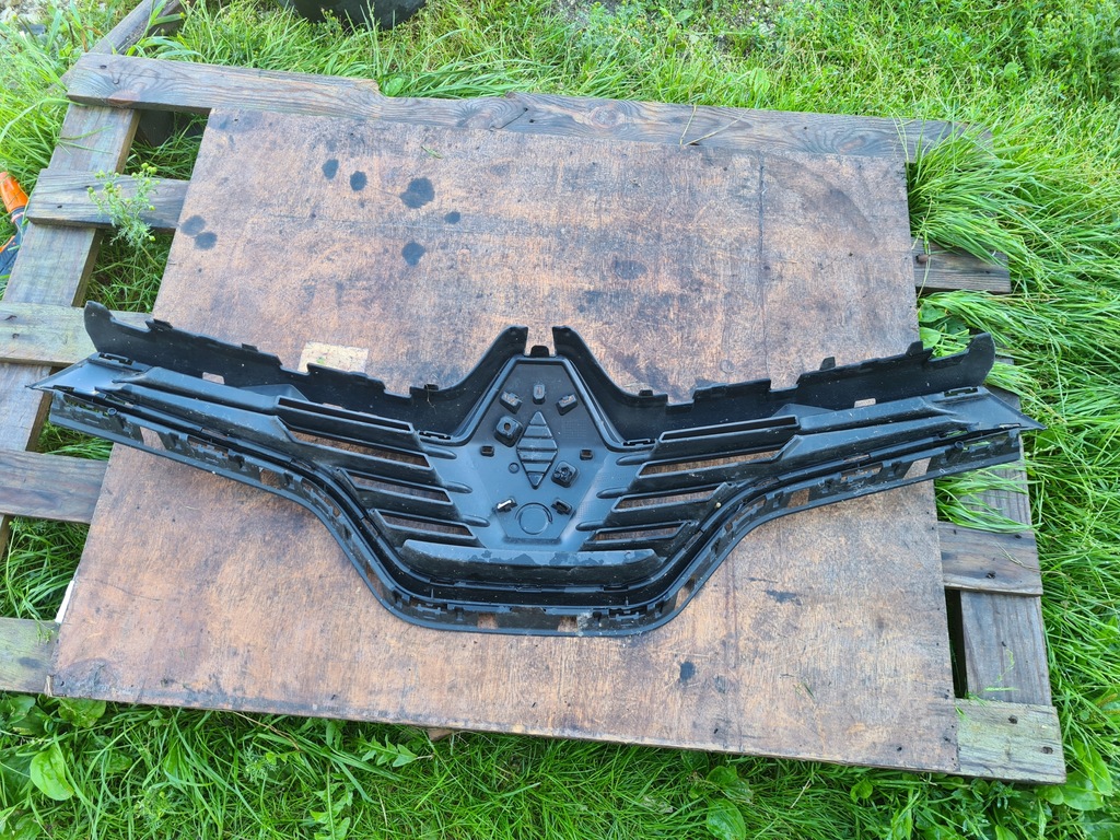 фото №3, Решётка радиатора радиатора решётка радиатора renault captur i 623102335r