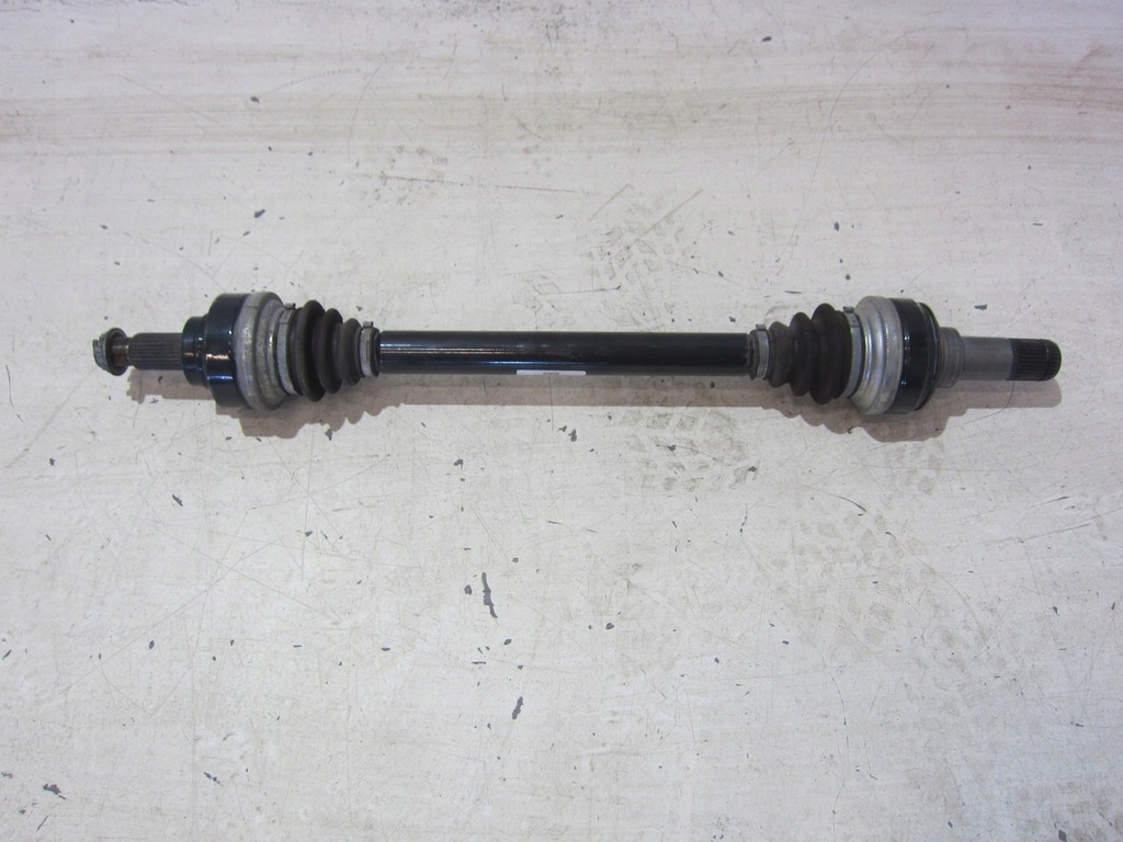 фото №1, Bmw f20 f30 приводной вал задняя левая задняя 33207597685 2700k