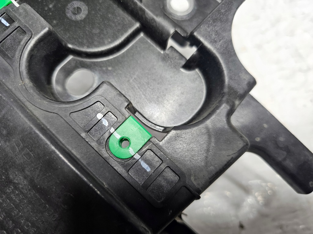 фото №10, Volvo xc40 17- кронштейн радиатора 32226494 usa