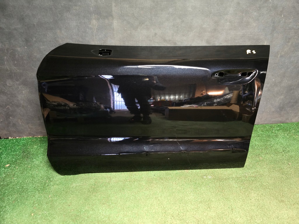 фото №1, Дверь левая перед porsche taycan 9j1
