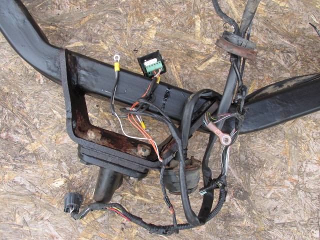 Dodge nitro 2.8 crd 2008r hak буксировочный + жгут / электропроводка с Разборки