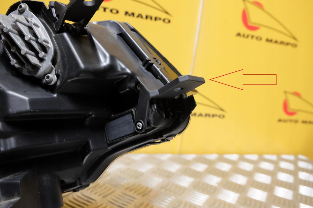 Land rover discovery l462 2017- фара фара mid line led левая америка в Украине