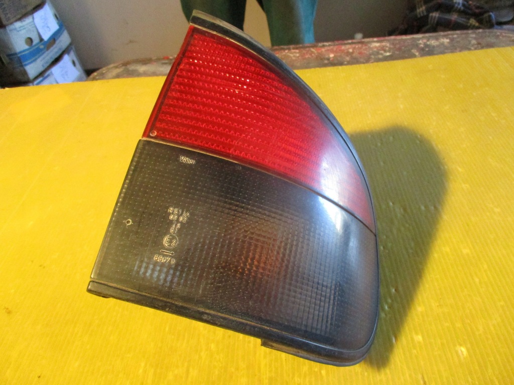 фото №1, 7467/23 лампа задняя комбинированная правая renault safrane valeo 2188 7700808304