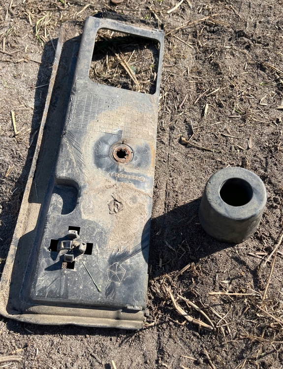 2 11- 68089434ab 68089435ab 300c накладка порог правая левая основание рычаг переключения передач Недорого