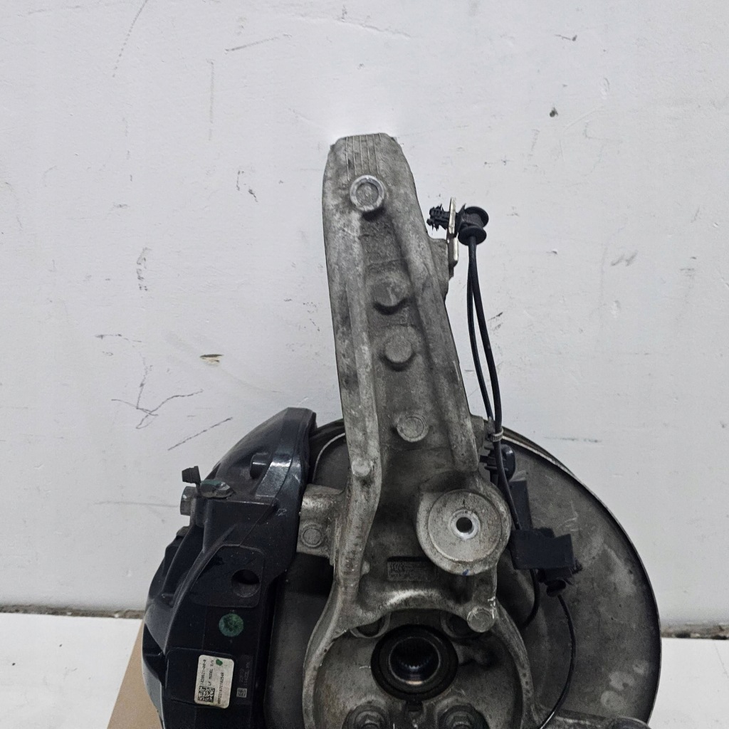 фото №9, Поворотный кулак ступица подшипник диск левая перед tesla model s plaid 2023r